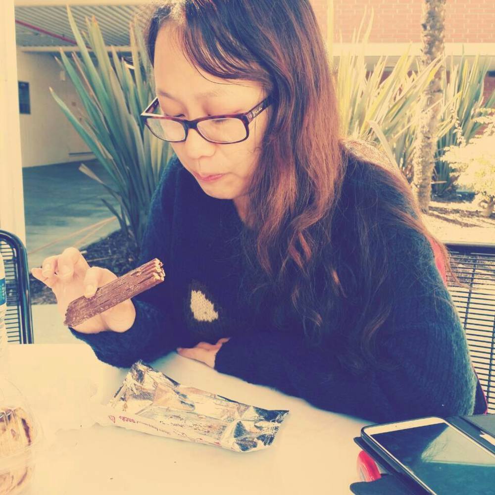 Meet your Posher, Candy